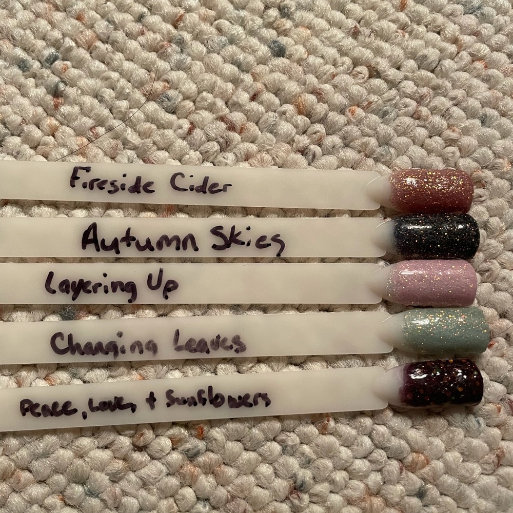 Nail Dip Powder- 12 Jars!! - Picture 3 of 5